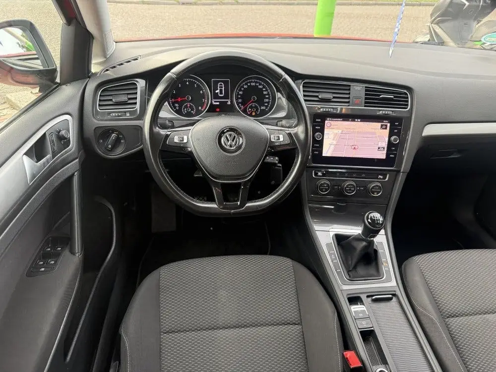 Volkswagen Golf 1.0 TSI Trendline 6vers airco camera navi uit 2019, foto 2