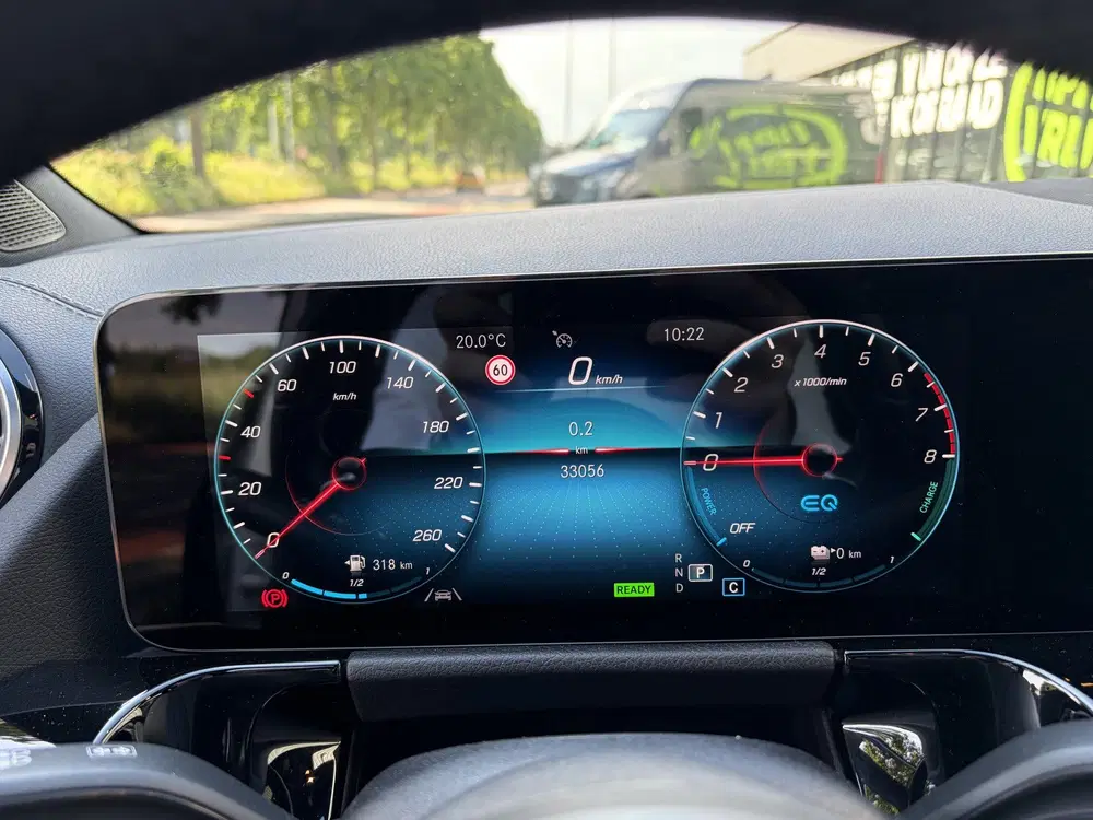 Mercedes-Benz B-Klasse 250 e Premium AMG Line uit 2022, foto 20