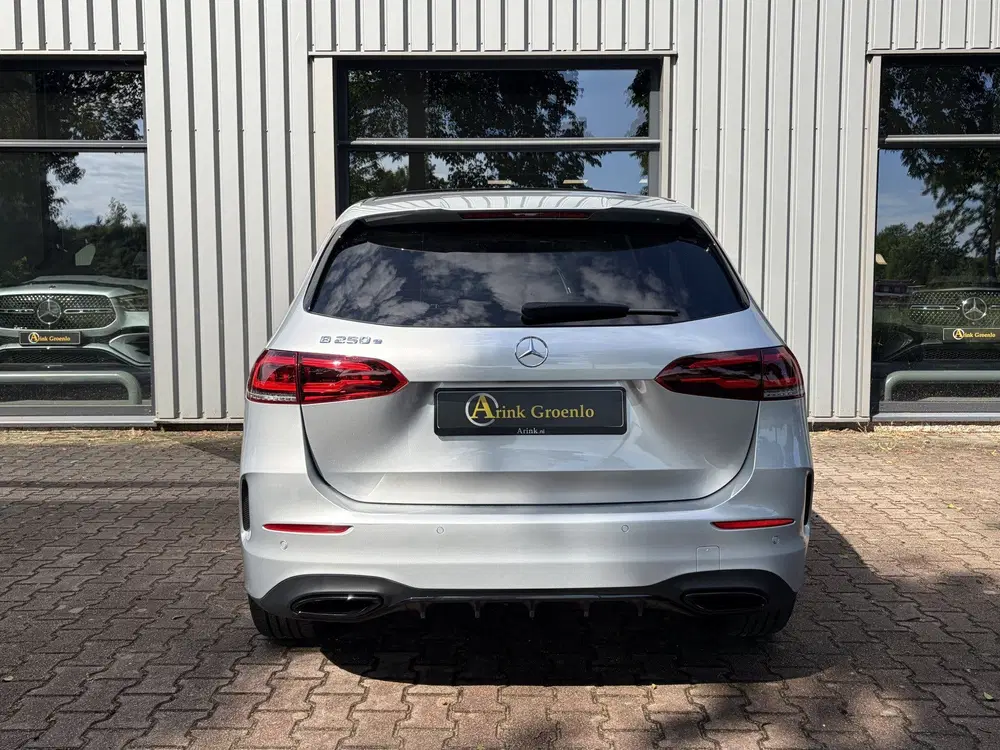 Mercedes-Benz B-Klasse 250 e Premium AMG Line uit 2022, foto 5