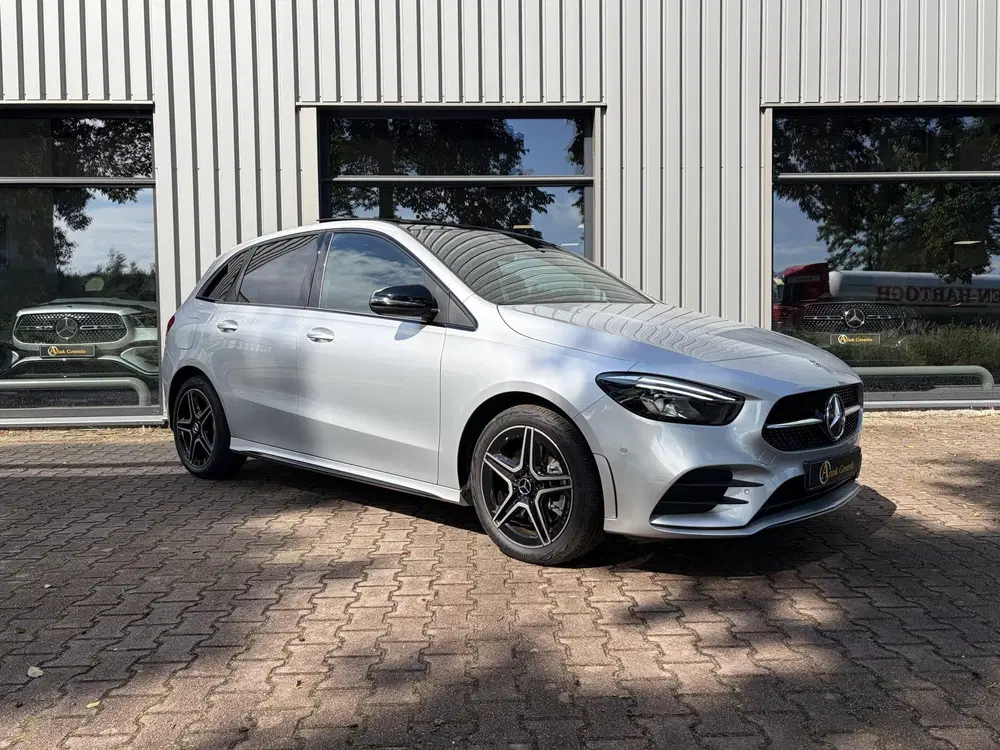 Mercedes-Benz B-Klasse 250 e Premium AMG Line uit 2022, foto 8
