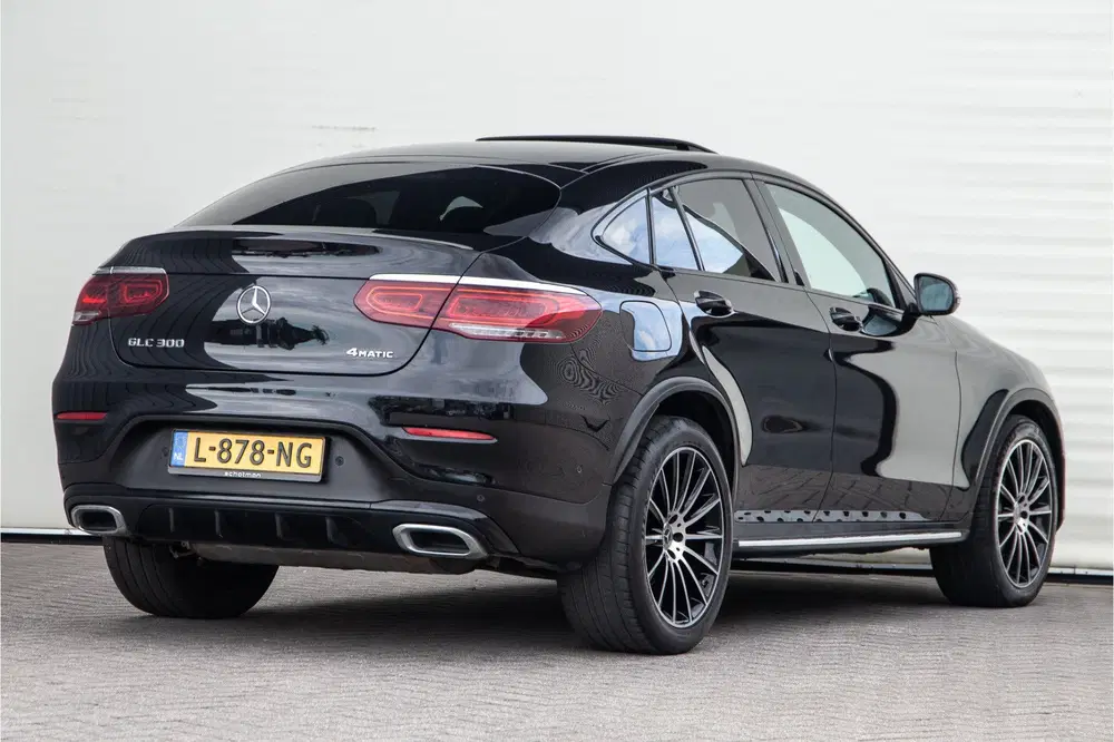 Mercedes-Benz GLC GLC Coupé 300 4MATIC Premium AMG Schuifdak uit 2020, foto 2