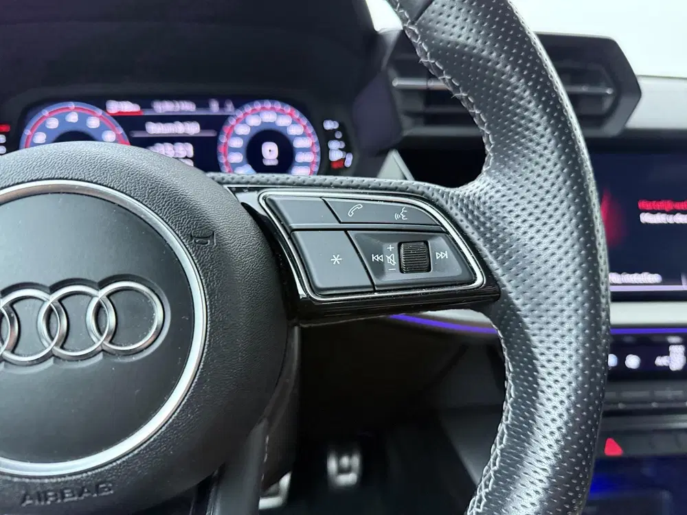 Audi A3 35 TFSI S edition uit 2022, foto 10