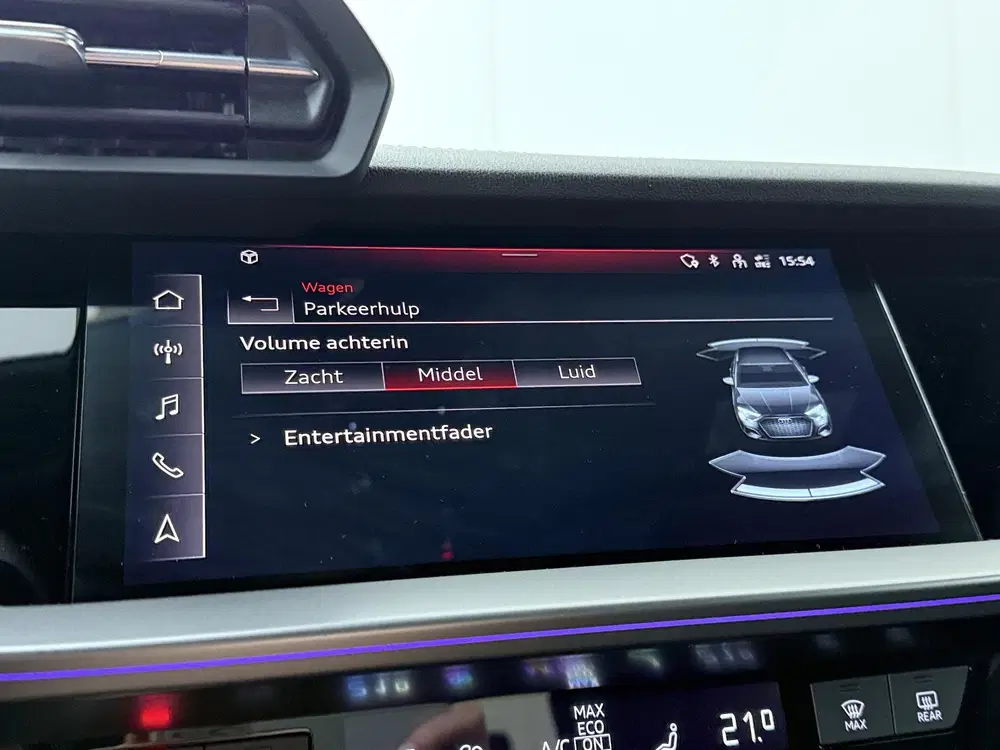 Audi A3 35 TFSI S edition uit 2022, foto 18