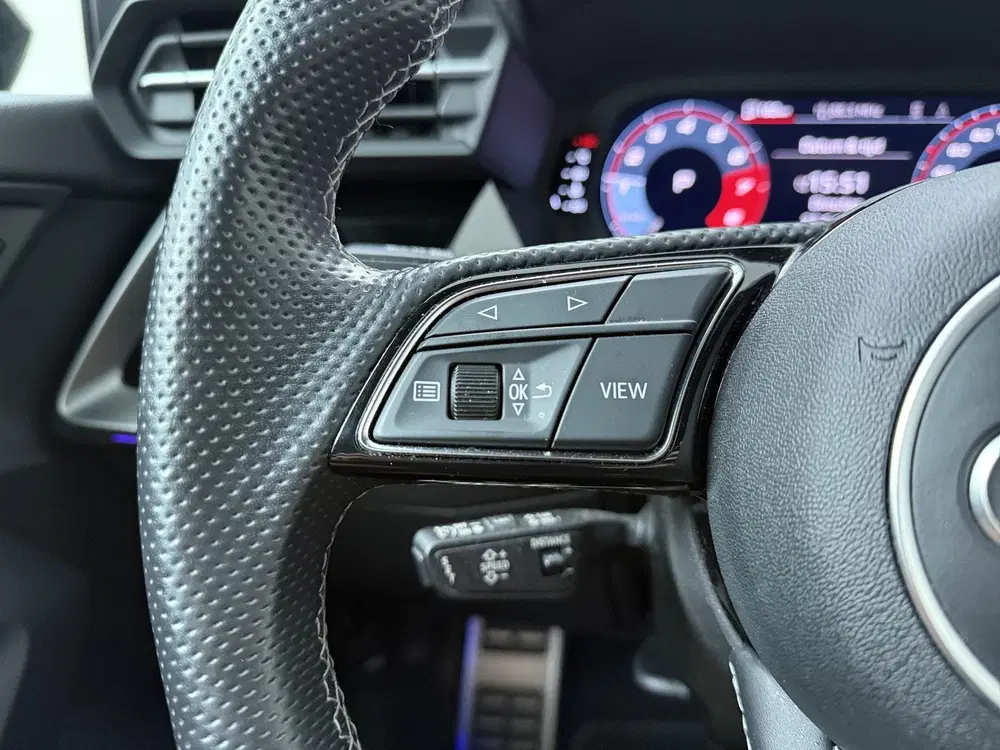 Audi A3 35 TFSI S edition uit 2022, foto 8
