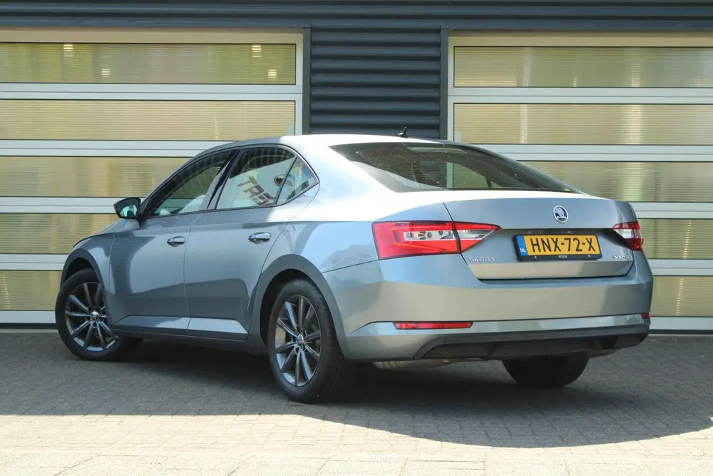 Skoda Superb 1.5 TSI 150pk Ambition | Verwarmde Voorruit | C uit 2019, foto 11
