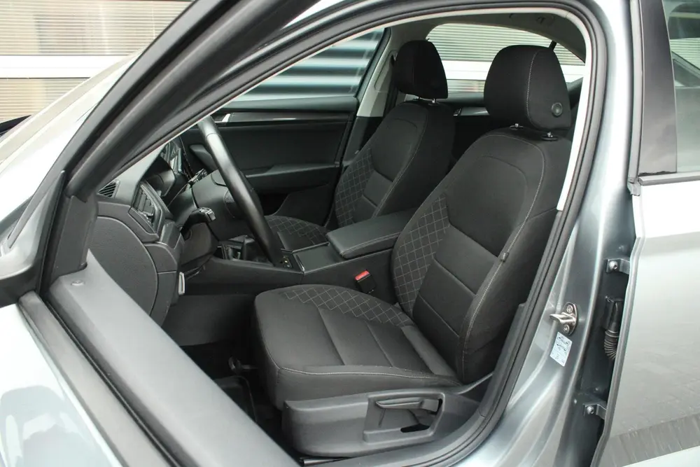 Skoda Superb 1.5 TSI 150pk Ambition | Verwarmde Voorruit | C uit 2019, foto 4