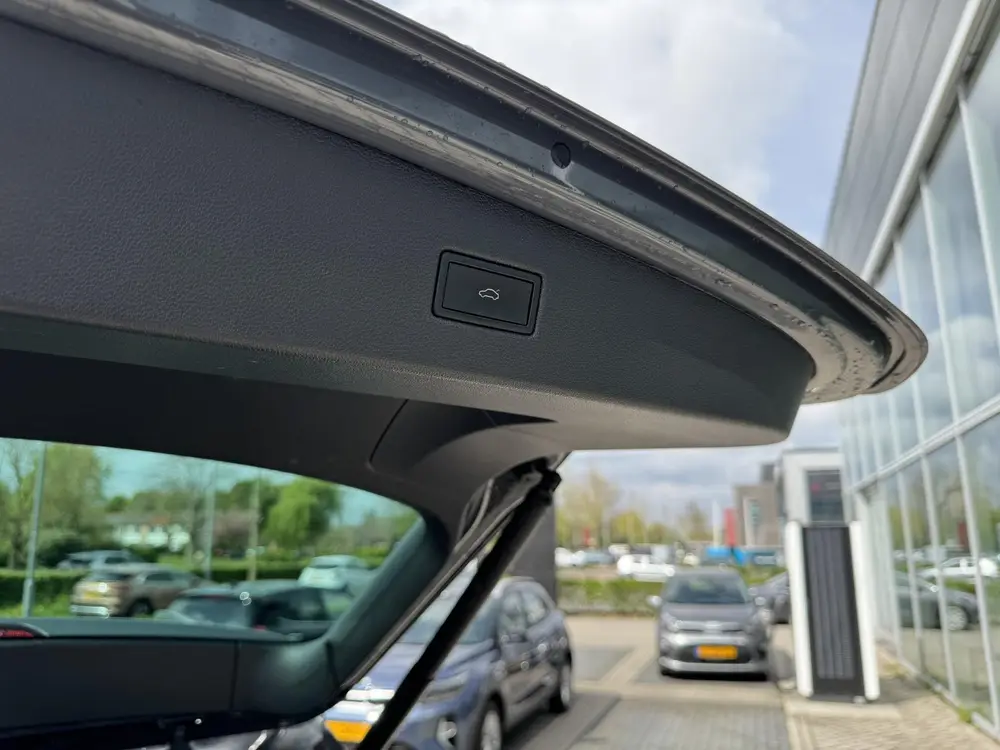 Volkswagen Tiguan 1.4 TSI eHybrid Business+ PHEV uit 2021, foto 8