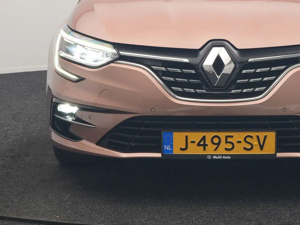 Renault Megane Mégane Estate 1.3 TCe Intens 141pk uit 2020, foto 14