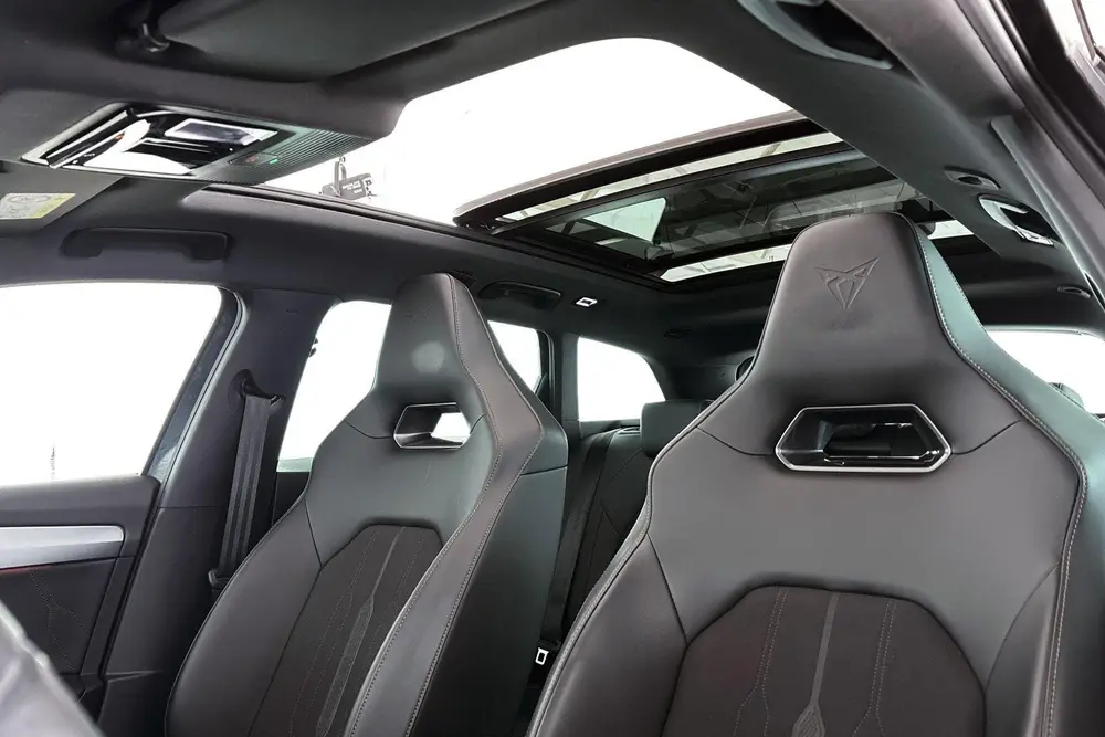 Cupra Leon 1.4 e-Hybrid Business Panoramadak St uit 2023, foto 8