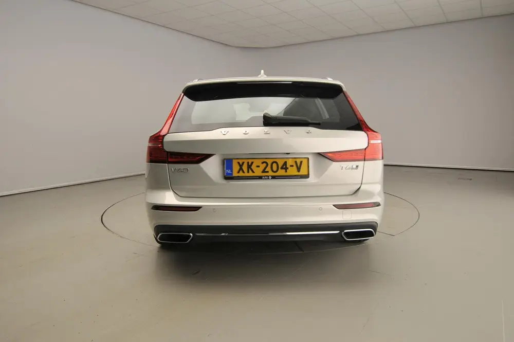 Volvo V60 2.0 T6 AWD Inscription Trekhaak | Pano | HUD | Har uit 2019, foto 3