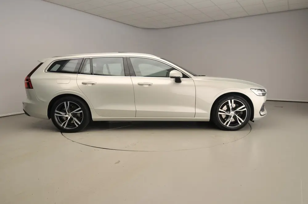 Volvo V60 2.0 T6 AWD Inscription Trekhaak | Pano | HUD | Har uit 2019, foto 4