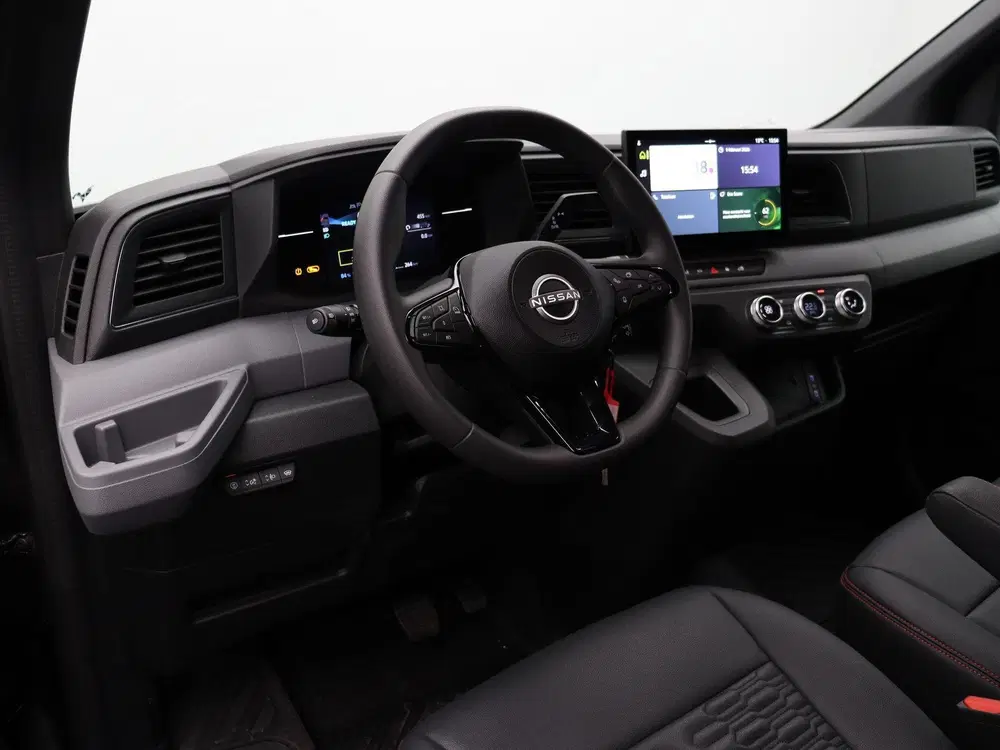 Nissan Interstar Nismo + uit 2026, foto 16