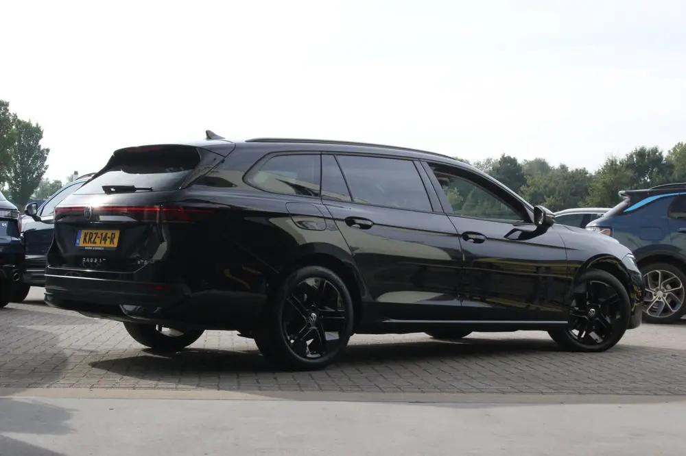 Volkswagen Passat Variant 1.5 eTSI Business | Camera | Carpl uit 2024, foto 6