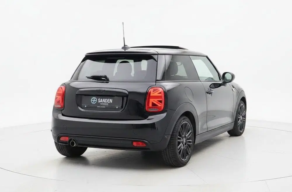 Mini Electric Cooper SE Electric Collection uit 2022, foto 17