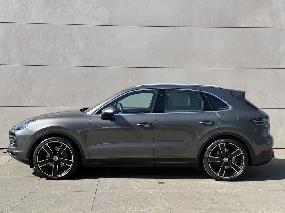 Porsche Cayenne 3.0 E-Hybrid ACC-Luchtvering-Burmester-Trekh uit 2019, foto 8