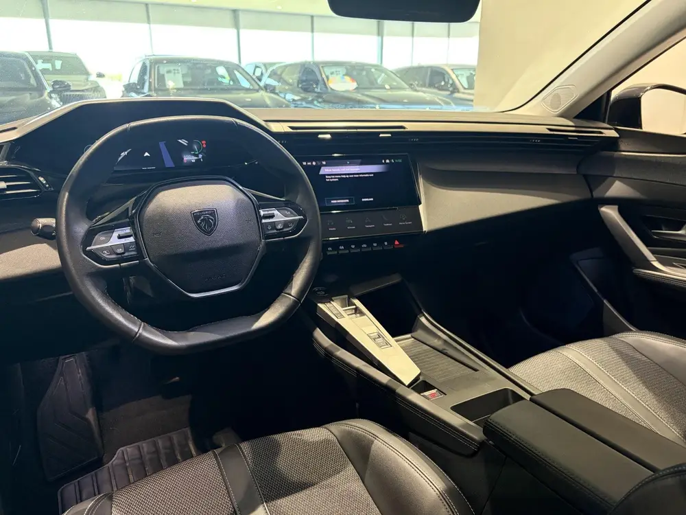 Peugeot 308 1.2 PureTech Allure Pack Business uit 2023, foto 8