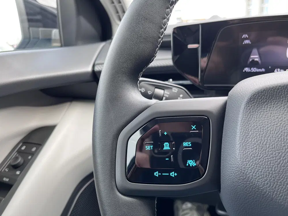Ford Explorer Premium Extended Range RWD 77 kWh 286pk uit 2024, foto 13