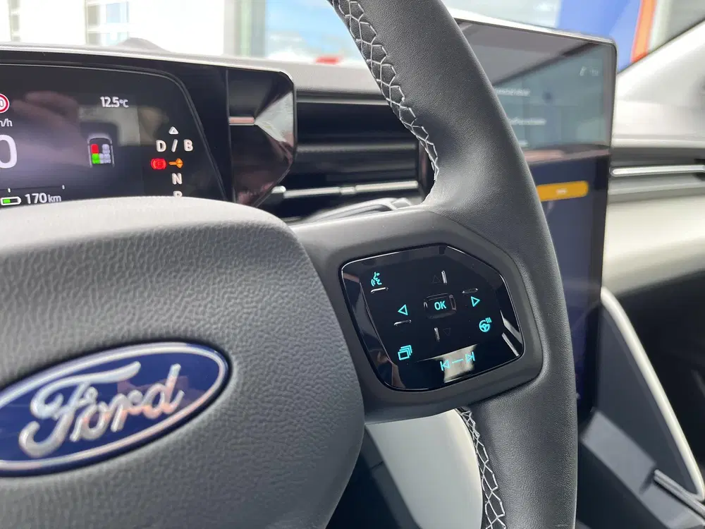 Ford Explorer Premium Extended Range RWD 77 kWh 286pk uit 2024, foto 14