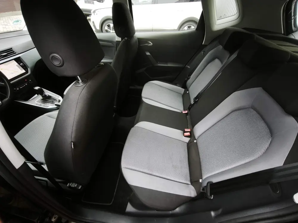 SEAT Arona 1.0 TSI Xcellence Business Intense DAB|Apple Carp uit 2019, foto 12