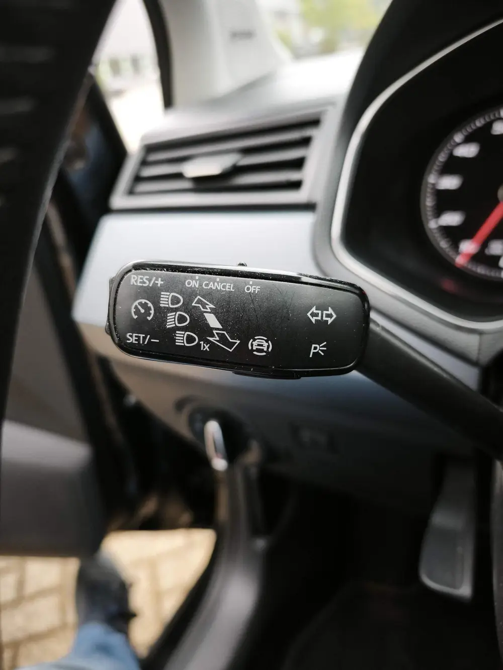 SEAT Arona 1.0 TSI Xcellence Business Intense DAB|Apple Carp uit 2019, foto 20