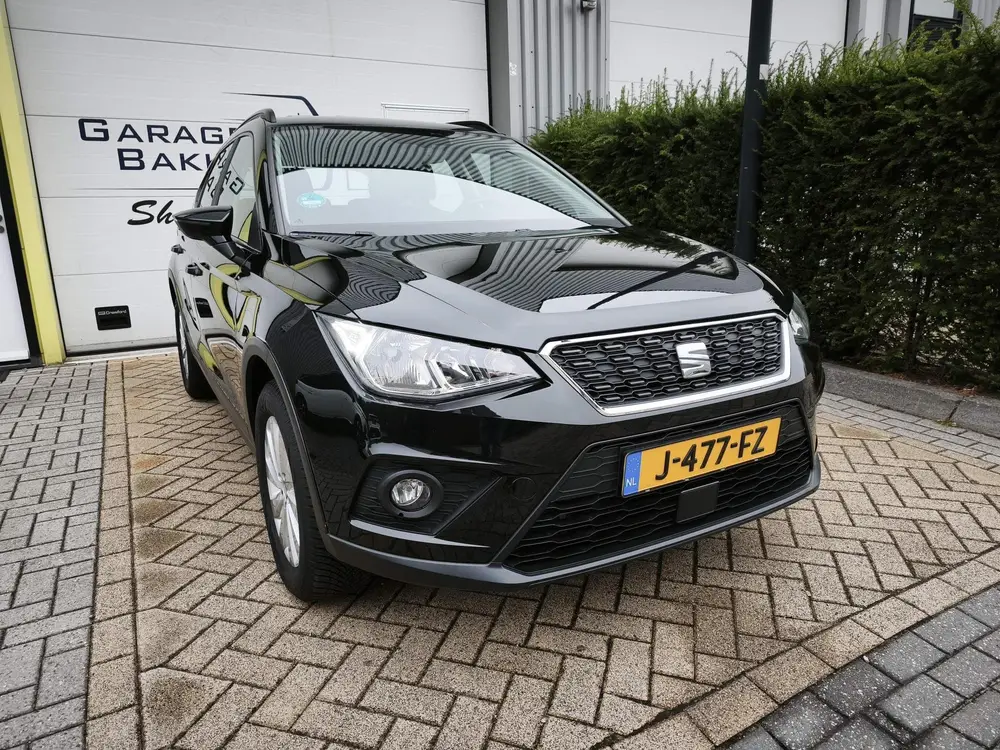 SEAT Arona 1.0 TSI Xcellence Business Intense DAB|Apple Carp uit 2019, foto 3