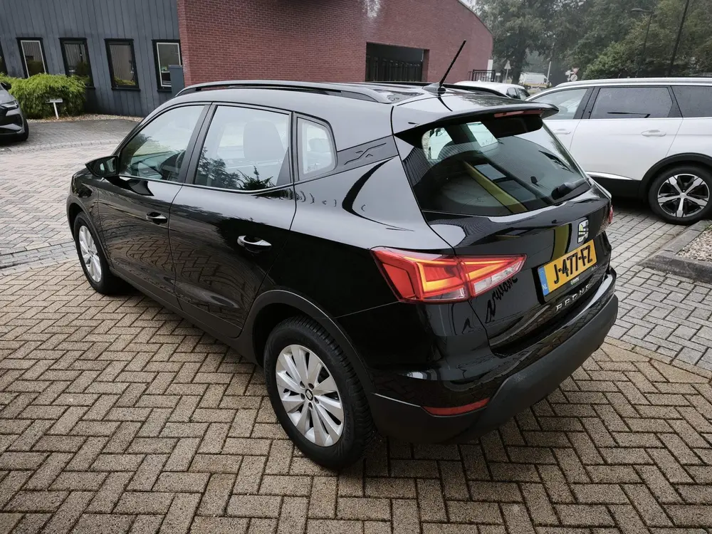 SEAT Arona 1.0 TSI Xcellence Business Intense DAB|Apple Carp uit 2019, foto 6