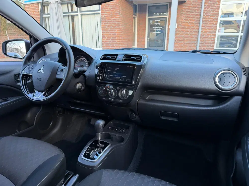 Mitsubishi Space Star 1.2 Instyle uit 2024, foto 11