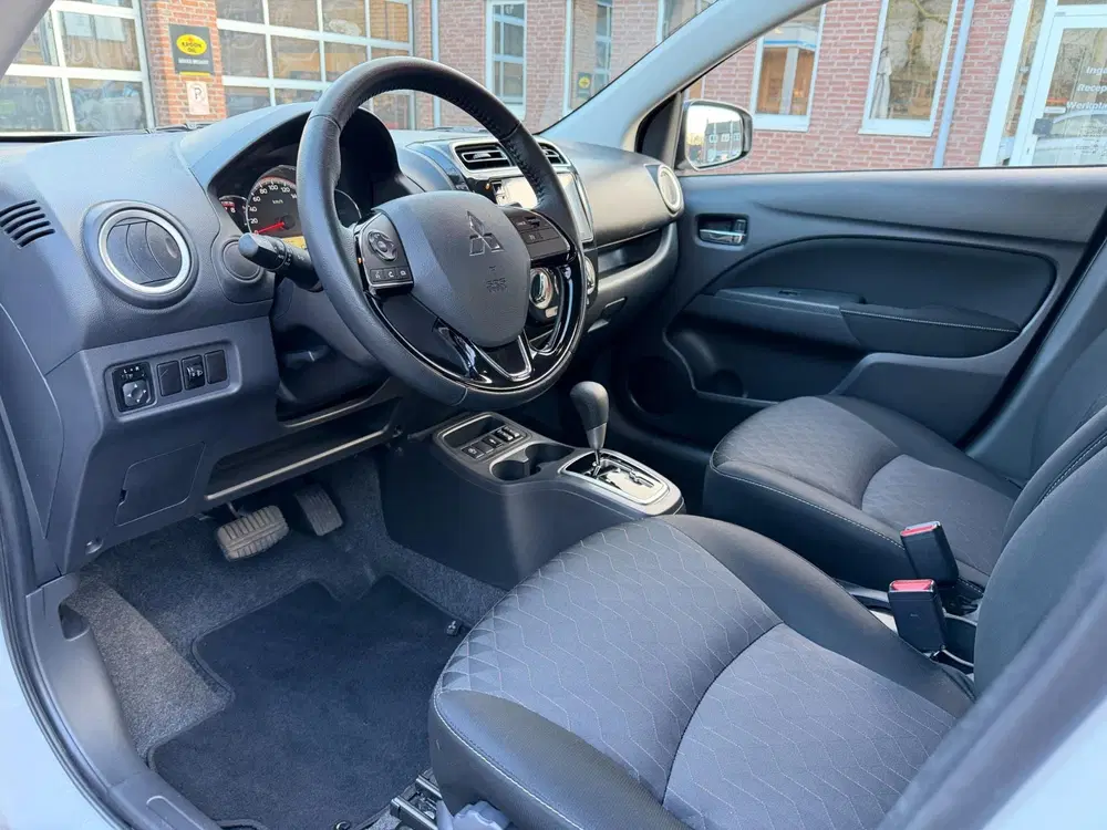 Mitsubishi Space Star 1.2 Instyle uit 2024, foto 6