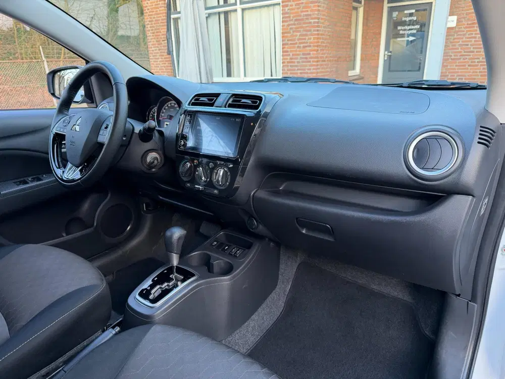 Mitsubishi Space Star 1.2 Instyle uit 2024, foto 9