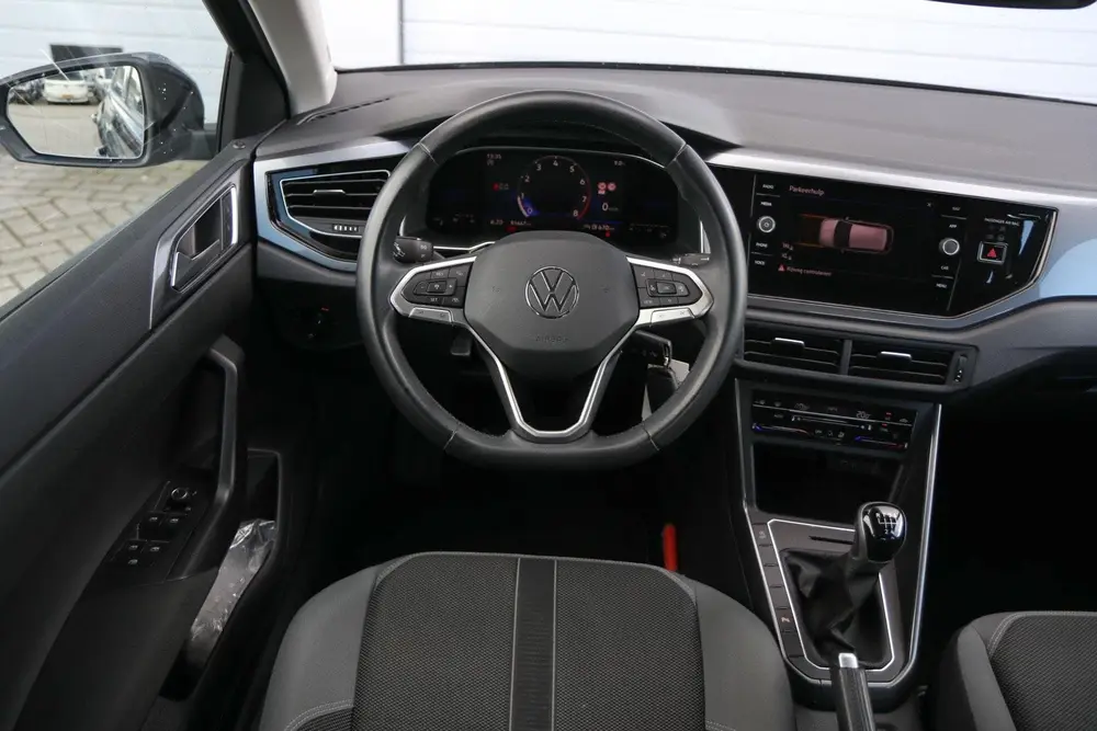 Volkswagen Polo 1.0 TSI 95pk Style | Navigatie | Parkeersens uit 2022, foto 18