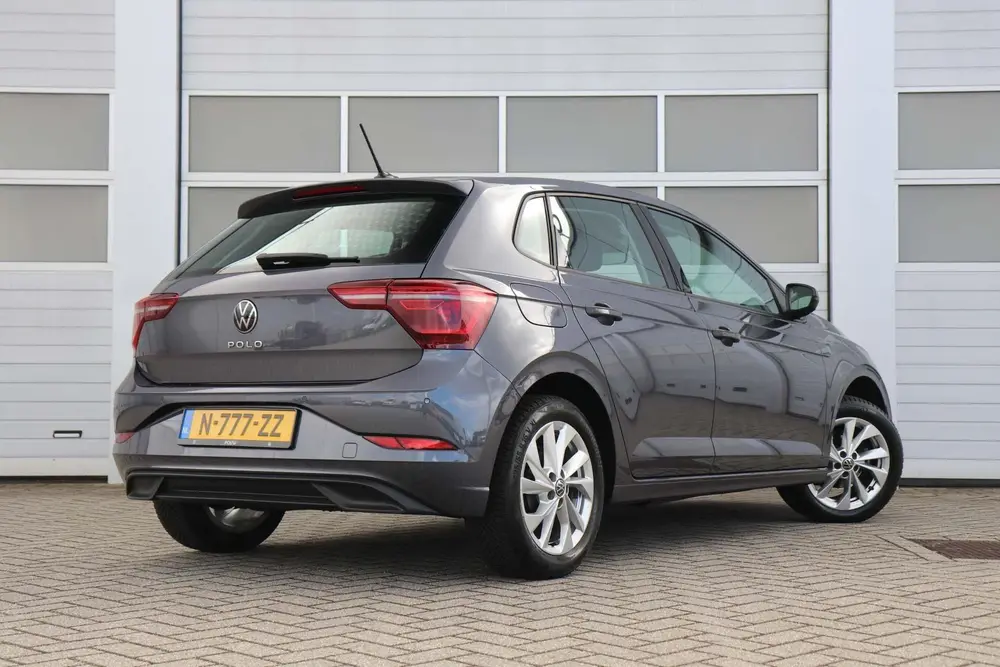 Volkswagen Polo 1.0 TSI 95pk Style | Navigatie | Parkeersens uit 2022, foto 2