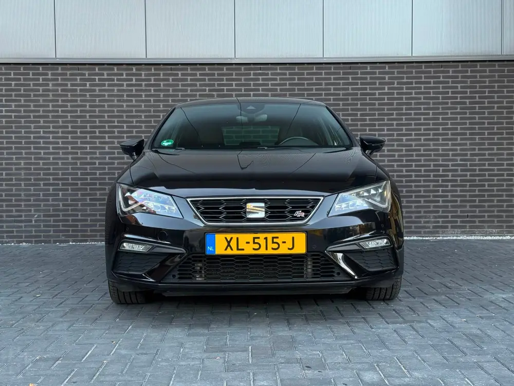 SEAT Leon 1.5 TSI FR Business Intense DSG uit 2019, foto 6