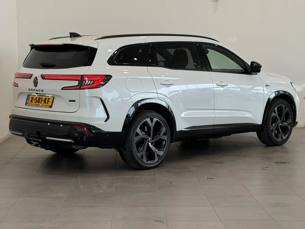 Renault Espace E-Tech full hybrid 200 esprit Alpine 7p. uit 2023, foto 2