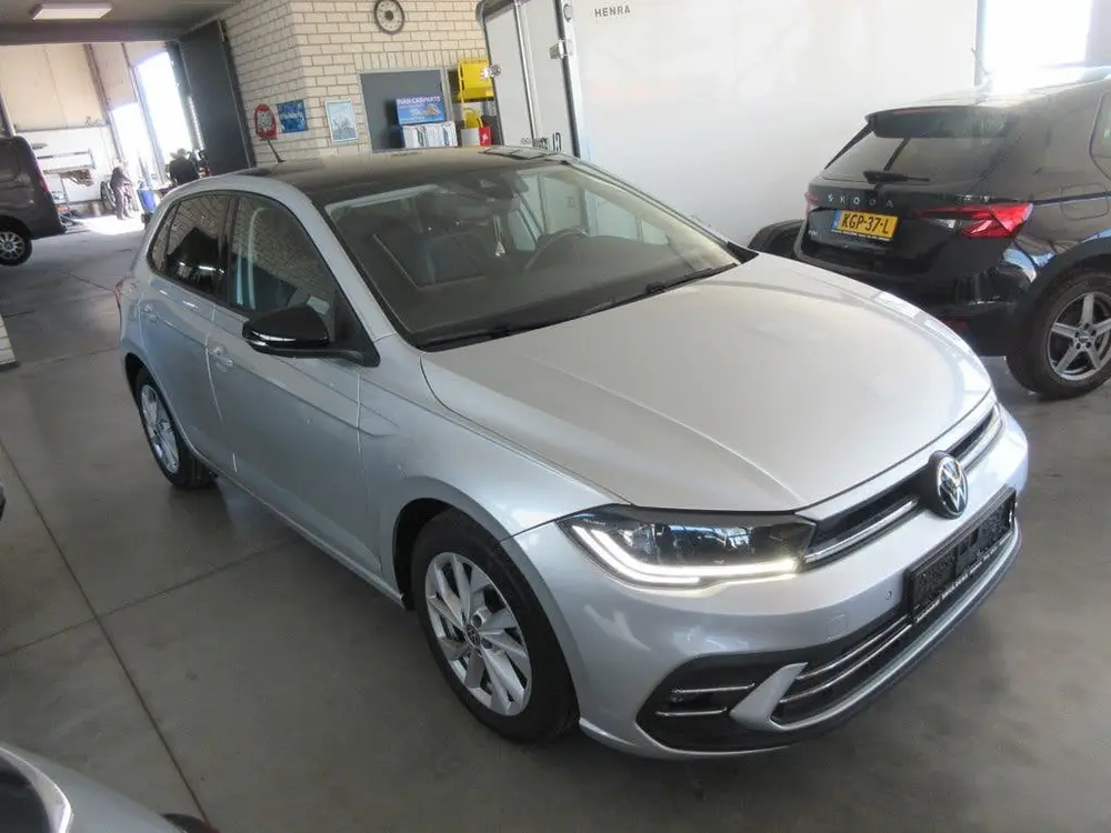 Volkswagen Polo 1.0 TSI Life Business uit 2023, foto 3