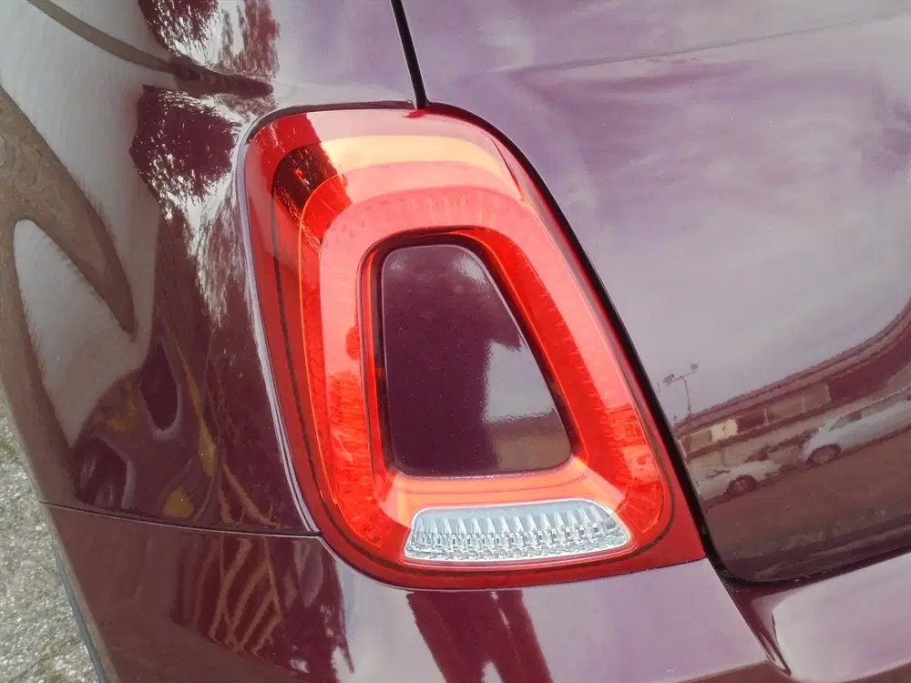 Fiat 500 1.0 70PK HYBRID DOLCEVITA PANO LEUKE KLEUR uit 2021, foto 8