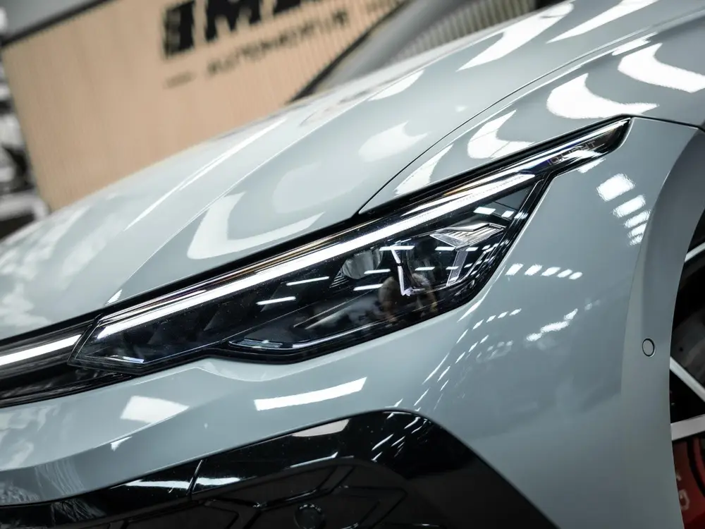 Volkswagen Golf 2.0 TSI GTI uit 2025, foto 2