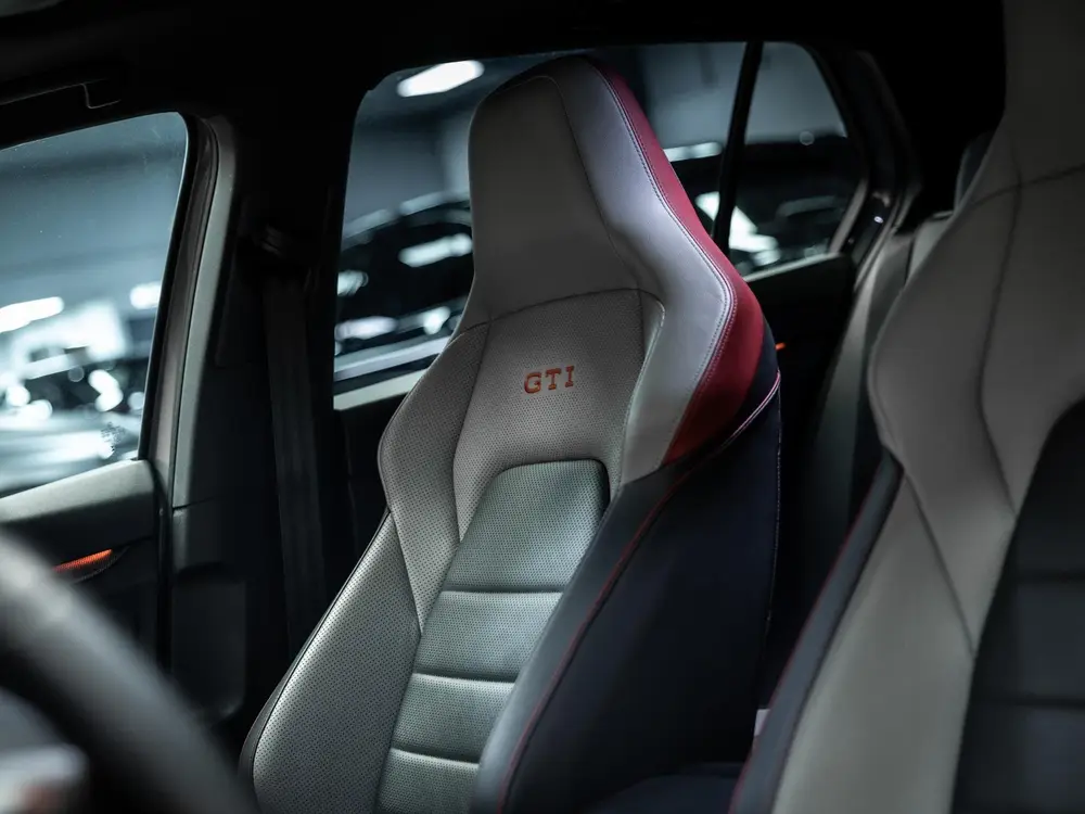 Volkswagen Golf 2.0 TSI GTI uit 2025, foto 20