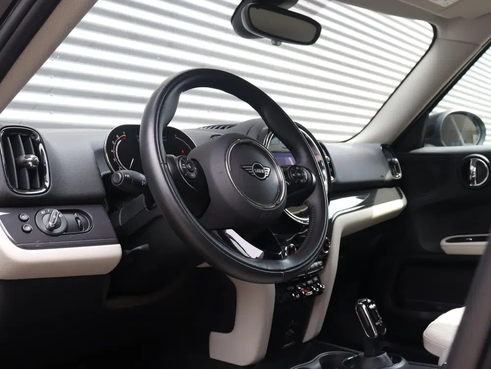 Mini Countryman Cooper uit 2021, foto 13