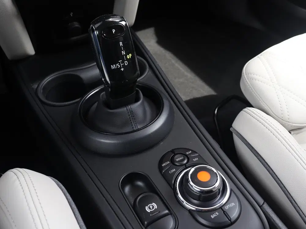 Mini Countryman Cooper uit 2021, foto 18