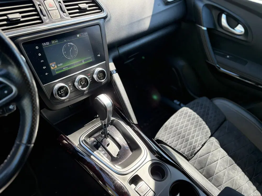 Renault Kadjar Black Edition 1.3 TCe 140 pk uit 2021, foto 14