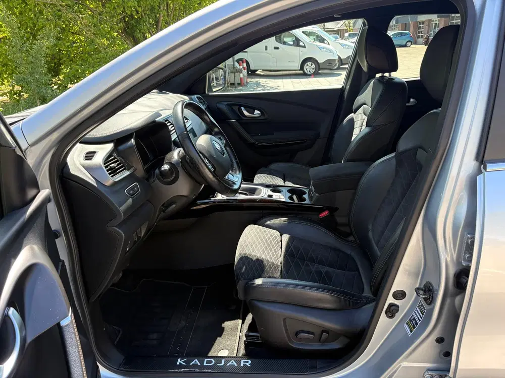 Renault Kadjar Black Edition 1.3 TCe 140 pk uit 2021, foto 9