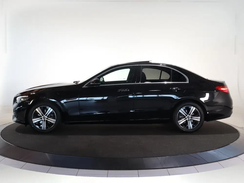 Mercedes-Benz C-Klasse 180 Business Solution uit 2025, foto 5