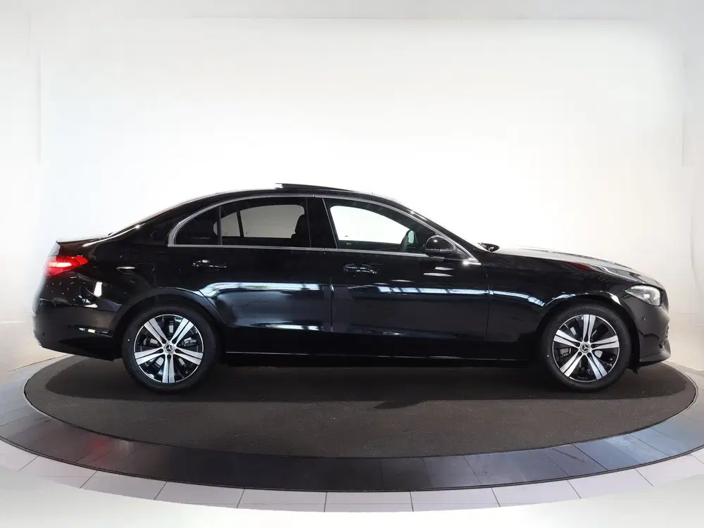 Mercedes-Benz C-Klasse 180 Business Solution uit 2025, foto 6