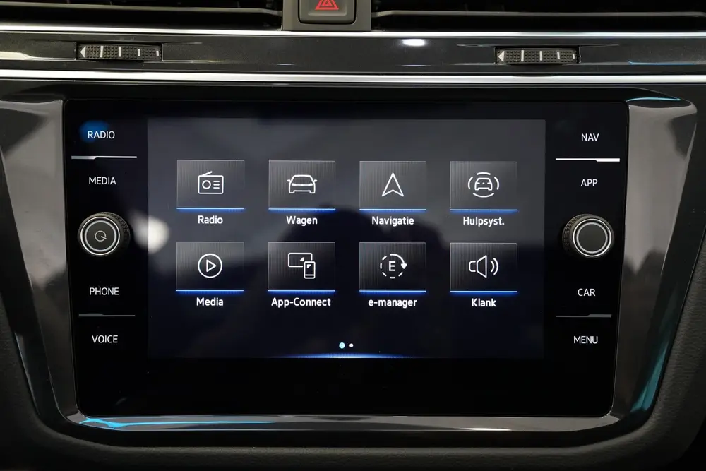 Volkswagen Tiguan 1.4 TSI eHybrid R-Line Business Panoramada uit 2024, foto 16