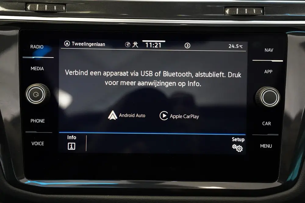 Volkswagen Tiguan 1.4 TSI eHybrid R-Line Business Panoramada uit 2024, foto 19
