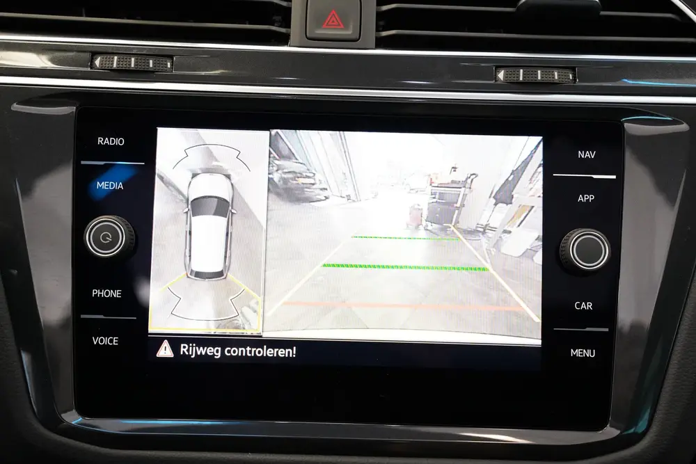 Volkswagen Tiguan 1.4 TSI eHybrid R-Line Business Panoramada uit 2024, foto 20