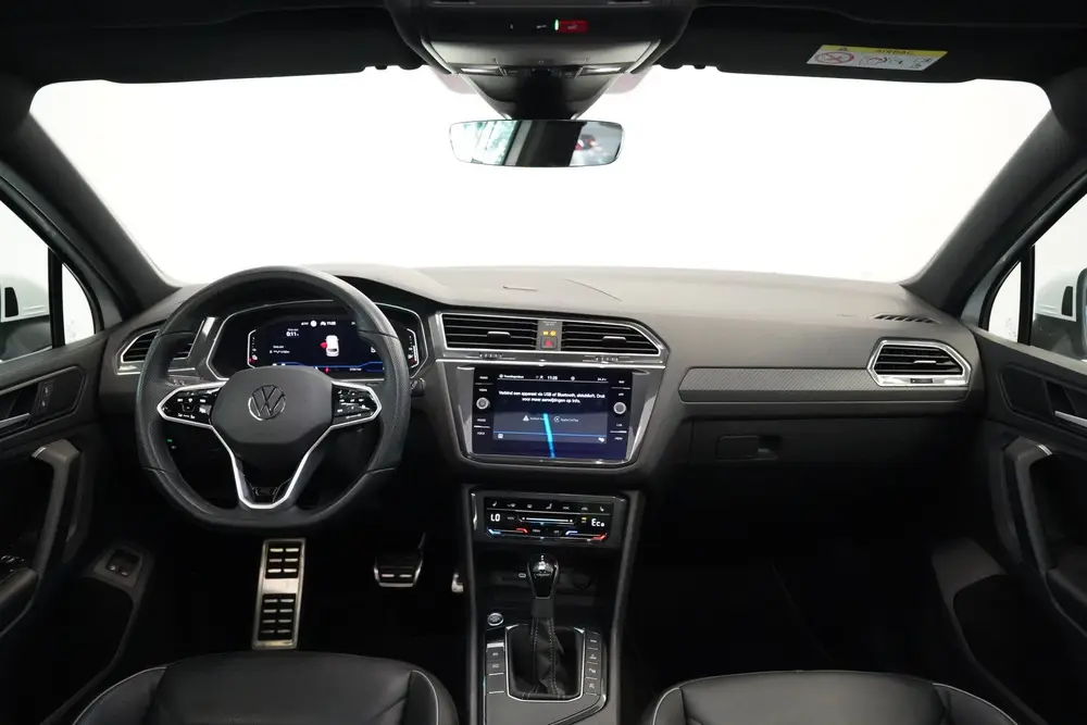 Volkswagen Tiguan 1.4 TSI eHybrid R-Line Business Panoramada uit 2024, foto 5