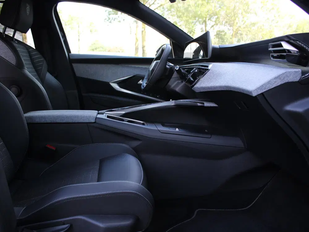 Peugeot 5008 1.2 Hybrid 145 GT 7p uit 2026, foto 7