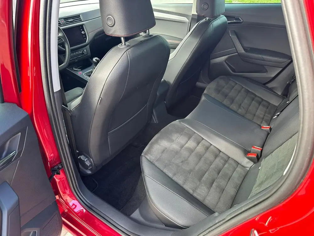 SEAT Ibiza 1.0 TSI FR Business Intense Camera! Parkeersensor uit 2019, foto 13