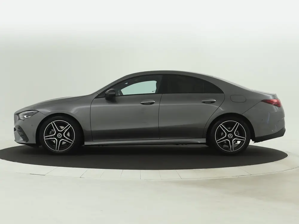Mercedes-Benz CLA Klasse 180 AMG Line 5 spaaks lichtmetalen uit 2024, foto 3